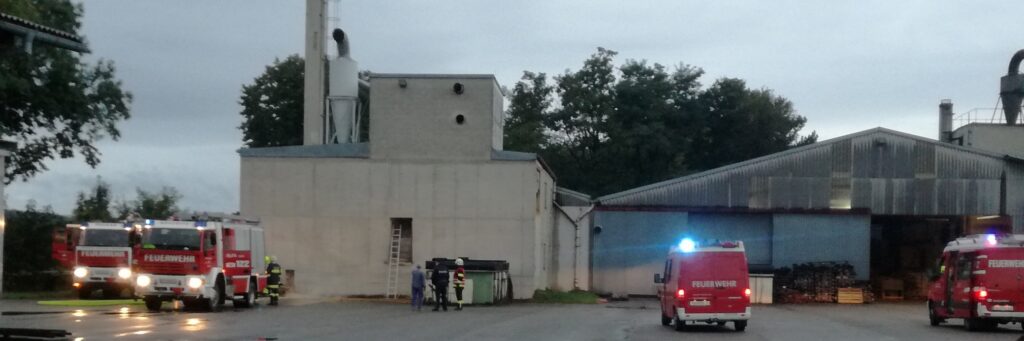 B3 – Brand in kl. Gewerbebetrieb – Silobrand
